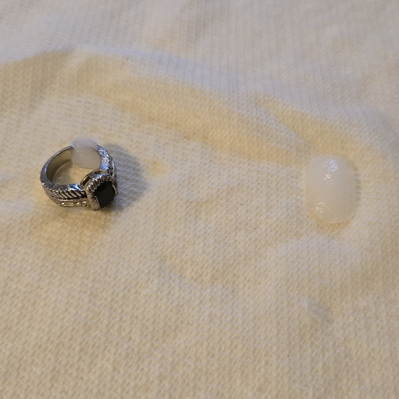 Beautiful Antique Silver Garnet With CZ Diamond Pave Ring - Picture 8 of 8